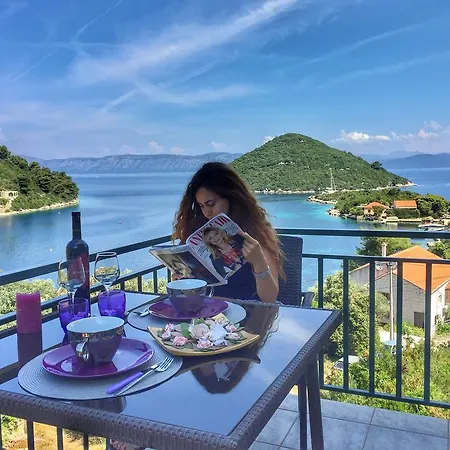 Evita Appartement Prožura