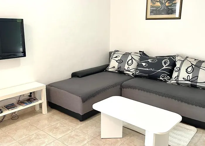 Evita Apartamento Prožura